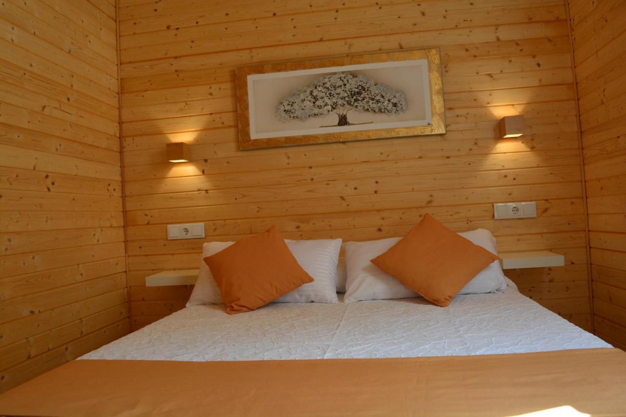 Cabanas Compostela - Cabana A Carballeira Σαντιάγο ντε Κομποστέλα Εξωτερικό φωτογραφία